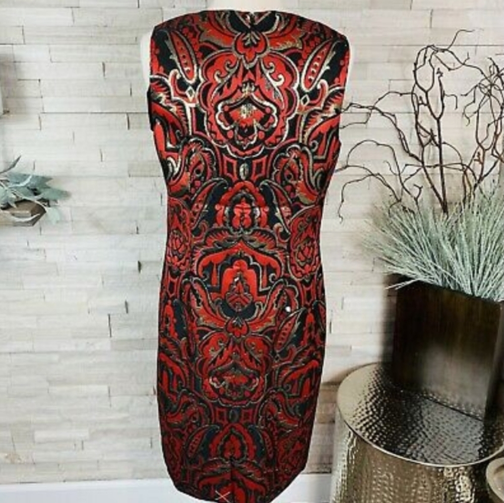 Dress - Picture 5 of 13